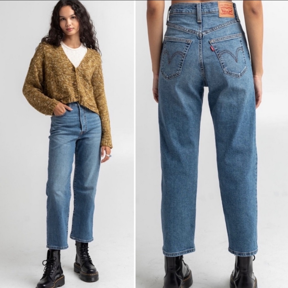 Levi’s Ribcage Straight Ankle Women’s Jeans Medium Wash Button Fly 26